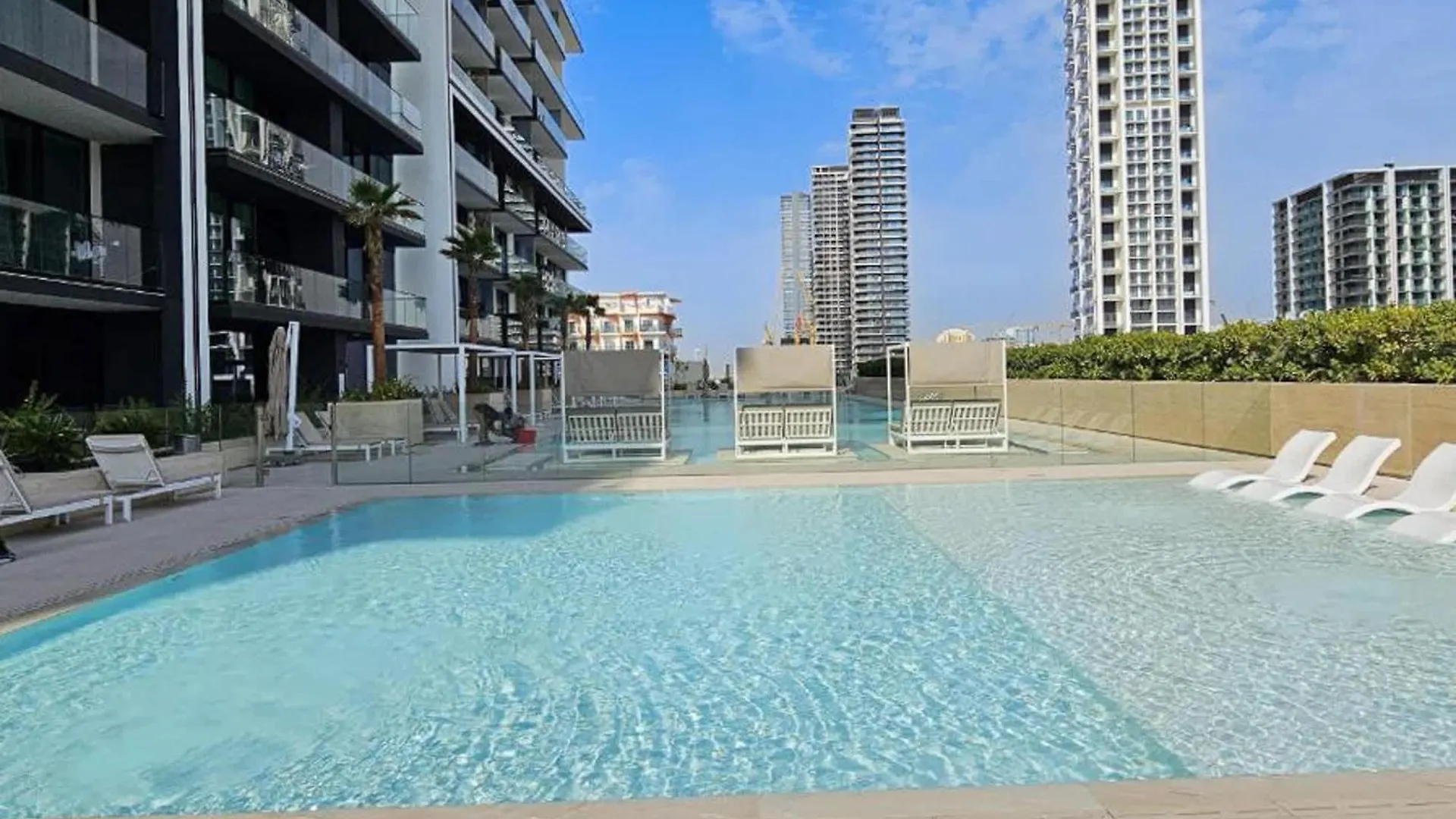 Apartment Skyline Views In This 1 Bedroom At Binghatti Onyx Dubai