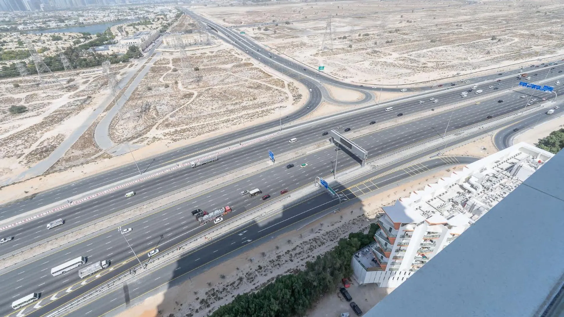 Skyline Views In This 1 Bedroom At Binghatti Onyx Dubai Apartment