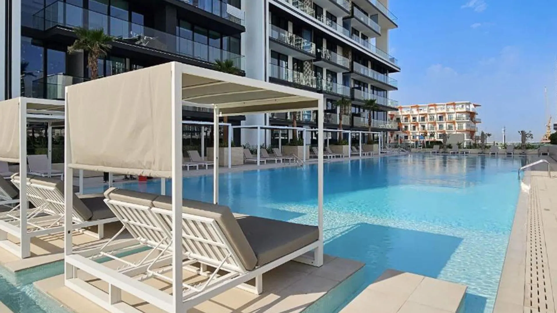 Skyline Views In This 1 Bedroom At Binghatti Onyx Dubai Apartment