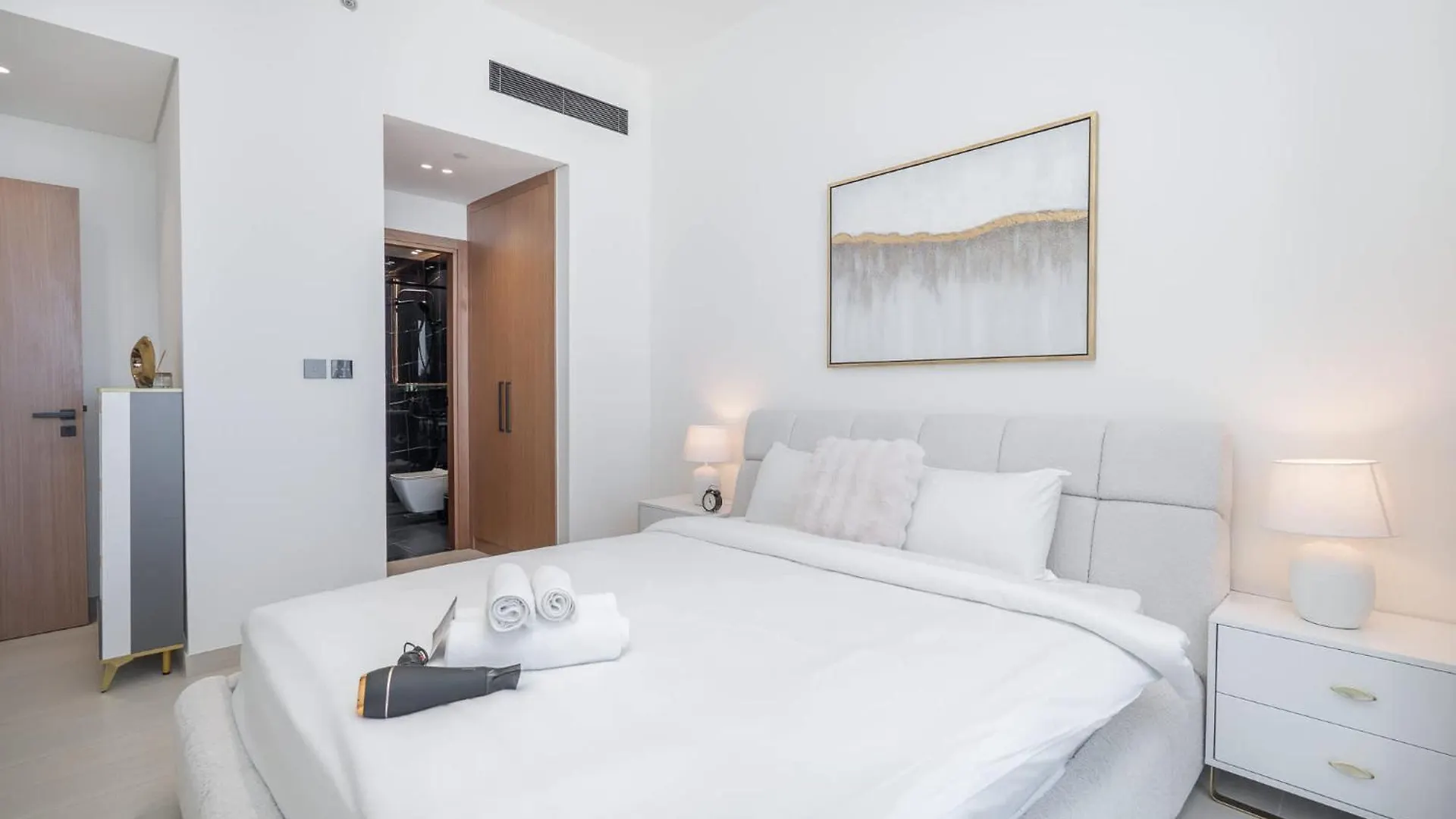 Skyline Views In This 1 Bedroom At Binghatti Onyx Dubai